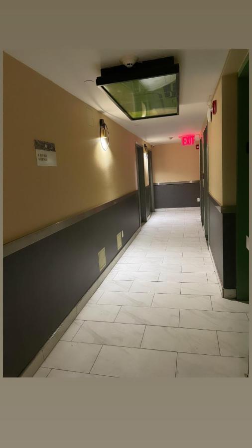 Hotel Henny New York Bagian luar foto